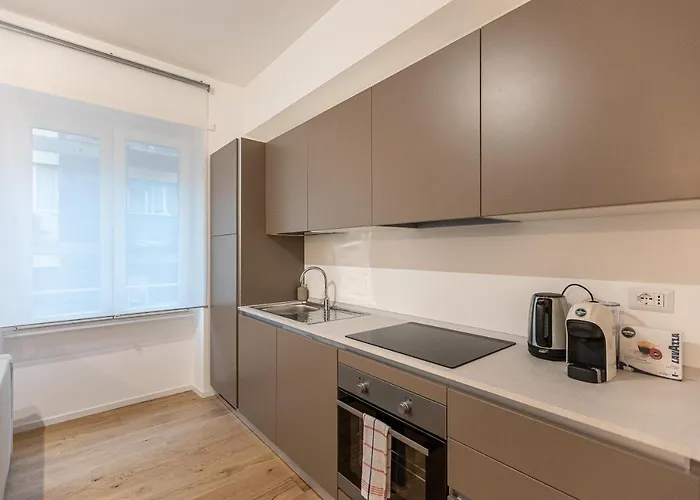 Province Apartment-rental In Apartment *